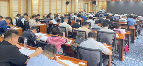 2东莞教学点面授现场.png